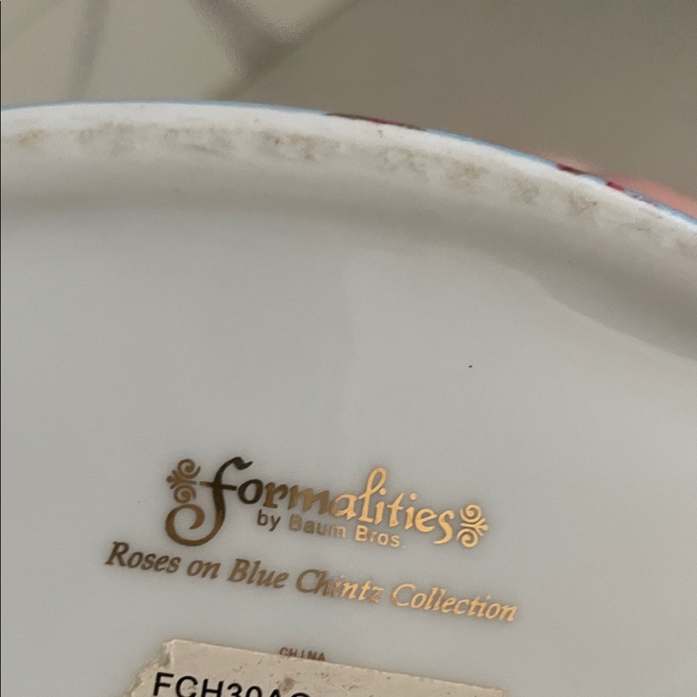 Floral Vase by Baum Brothers - Picture 4 of 4
